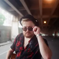 Listen to Rese, watch music videos, read bio, see tour dates & more!