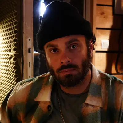 Listen to Ben Molinaro, watch music videos, read bio, see tour dates & more!