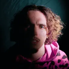 Écoutez Vennisay, regardez des vidéoclips, lisez la biographie, consultez les dates de tournée et plus encore !