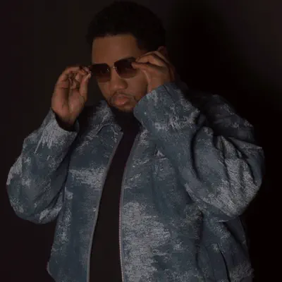 Listen to King Siyah, watch music videos, read bio, see tour dates & more!