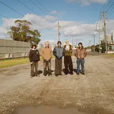 Écoutez Mr. Industry, regardez des vidéoclips, lisez la biographie, consultez les dates de tournée et plus encore !