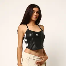 Listen to Damoni, watch music videos, read bio, see tour dates & more!