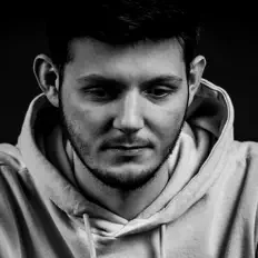 Écoutez Nic Free, regardez des vidéoclips, lisez la biographie, consultez les dates de tournée et plus encore !