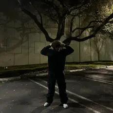 Escucha a XOANTI, mira videos musicales, lee su biografía, consulta las fechas de las gira y más.