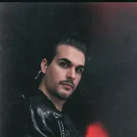 Ascolta undefined, guarda video musicali, leggi la biografia, vedi le date del tour & altro!
