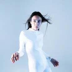 Poslechněte si interpreta Maika Loubté, sledujte hudební videa, přečtěte si životopis, podívejte se na data turné a další informace.