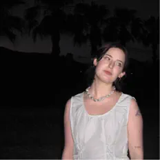 Escucha a Fiona Hope, mira vídeos musicales, lee la biografía, consulta fechas de giras y mucho más.