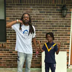 收听 KoBoogie、观看音乐视频、阅读小传、查看巡演日期等 ！