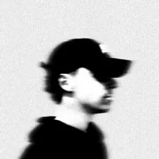 Poslechněte si interpreta H3nry Thr!ll, sledujte hudební videa, přečtěte si životopis, podívejte se na data turné a další informace.