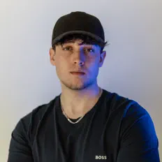 收听 Stempz、观看音乐视频、阅读小传、查看巡演日期等 ！