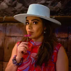 Listen to Majo Cornejo, watch music videos, read bio, see tour dates & more!