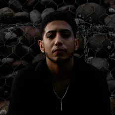 Dengarkan An1s, tonton video musik, baca bio, lihat tanggal tur & lainnya!