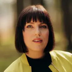 Listen to Andrea Cichecki, watch music videos, read bio, see tour dates & more!