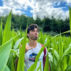 Listen to Bebslarocket, watch music videos, read bio, see tour dates & more!