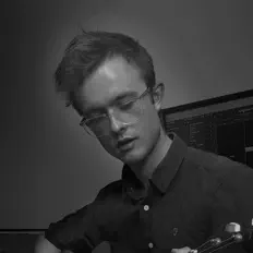 Thomas Fieldを聴いたり、ミュージックビデオを鑑賞したり、経歴やツアー日程などを確認したりしましょう！