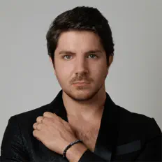 Ouça Davide Bianchetti, assista a videoclipes, leia a biografia, veja as datas das turnês e mais!