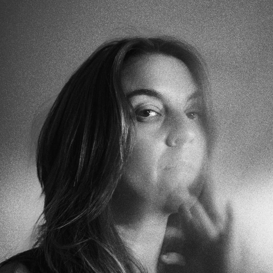 Charlotte Carpenter - Indie Folk artist