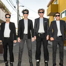 Escucha a TRASH DAY, mira videos musicales, lee su biografía, consulta las fechas de las gira y más.