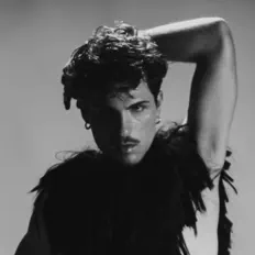 Daniel Collado: песни, клипы, биография, даты выступлений и многое другое.