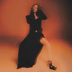 Simgeを聴いたり、ミュージックビデオを鑑賞したり、経歴やツアー日程などを確認したりしましょう！