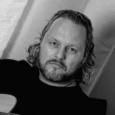 The Bandys을(를) 듣고, 뮤직 비디오를 보고, 약력을 읽고, 투어 일정 등을 확인하세요!