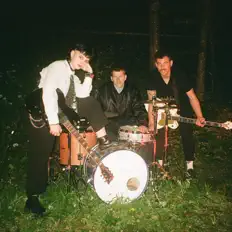 Listen to Selbstbedienung, watch music videos, read bio, see tour dates & more!
