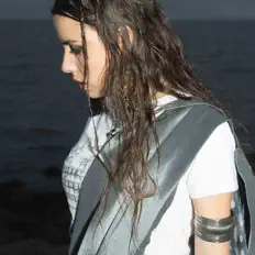 Escucha a Babeblade, mira vídeos musicales, lee la biografía, consulta fechas de giras y mucho más.