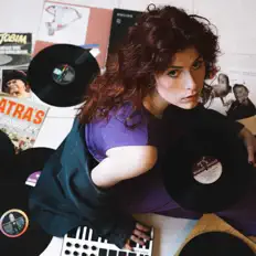 收听 Arianna Chiara、观看音乐视频、阅读小传、查看巡演日期等 ！