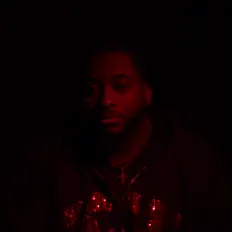 Ouve FearFraaz, vê vídeos de música, lê a biografia, vê as datas da digressão e muito mais!