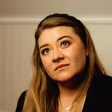 Listen to Jennifer Owens, watch music videos, read bio, see tour dates & more!