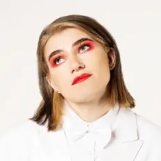 Listen to Julia Jade, watch music videos, read bio, see tour dates & more!