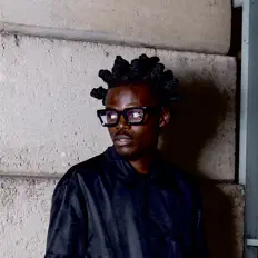 Escucha a Snaky, mira vídeos musicales, lee la biografía, consulta fechas de giras y mucho más.