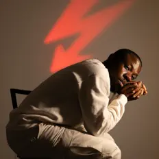 Poslechněte si interpreta KooKusi, sledujte hudební videa, přečtěte si životopis, podívejte se na data turné a další informace.