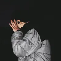 Escucha a undefined, mira vídeos musicales, lee la biografía, consulta fechas de giras y mucho más.
