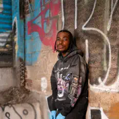 Ouça ZayBalla, assista a videoclipes, leia a biografia, veja as datas das turnês e mais!