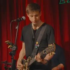 Hör dir Дмитрий Бендорф-Иванов an, schau dir Musikvideos an, lies die Biografie, finde Tourdaten und mehr!