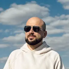 Listen to Odare, watch music videos, read bio, see tour dates & more!