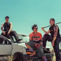 Posłuchaj wykonawcy undefined, obejrzyj teledyski, przeczytaj biografię, zobacz daty tras koncertowych i nie tylko!