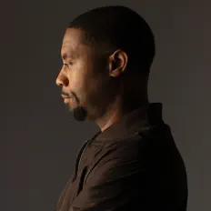 K.T. Ellisを聴いたり、ミュージックビデオを鑑賞したり、経歴やツアー日程などを確認したりしましょう！