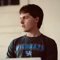 undefined सुनें, म्यूज़िक वीडियो देखें, बायो पढ़ें, दौरे की तारीखें और बहुत कुछ देखें!