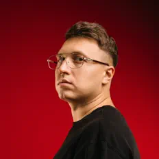 Ouve Yasinskiy, vê vídeos de música, lê a biografia, vê as datas da digressão e muito mais!