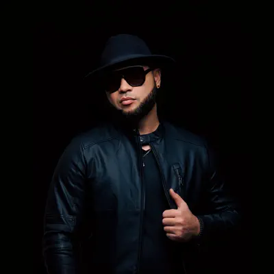 Listen to Daniel Simo, watch music videos, read bio, see tour dates & more!