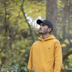 Luister naar Fydem, bekijk muziekvideo's, lees de bio, bekijk de tourdata, en meer!