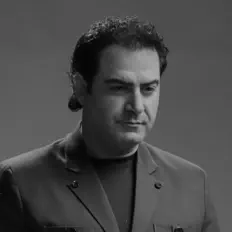 Escucha a Richard Madlenyan, mira videos musicales, lee su biografía, consulta las fechas de las gira y más.