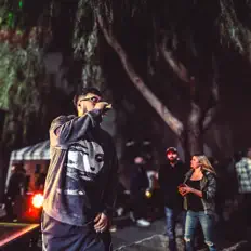 Posłuchaj wykonawcy JAYTHEDON, obejrzyj teledyski, przeczytaj biografię, zobacz daty tras koncertowych i nie tylko!