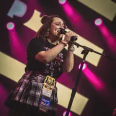 Listen to Lizz Robinett, watch music videos, read bio, see tour dates & more!