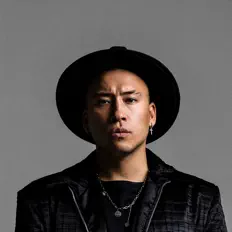 Aria Freddaを聴いたり、ミュージックビデオを鑑賞したり、経歴やツアー日程などを確認したりしましょう！