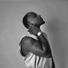 聆聽 C’sauve、觀看音樂影片、閱讀小傳、查看巡演日期等！