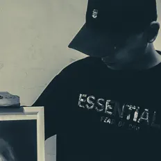 Ascolta ARRE, guarda video musicali, leggi la biografia, vedi le date del tour & altro!