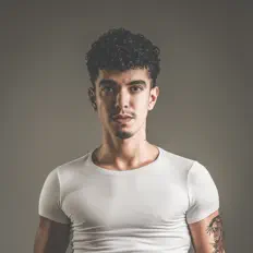 Poslechněte si interpreta Netuno, sledujte hudební videa, přečtěte si životopis, podívejte se na data turné a další informace.